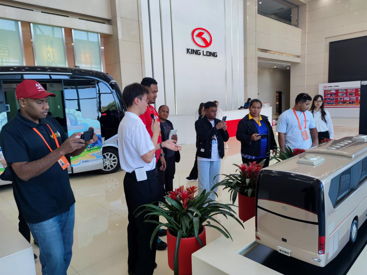 198b42fed6b861c0a8f8ad50f2fbe34e